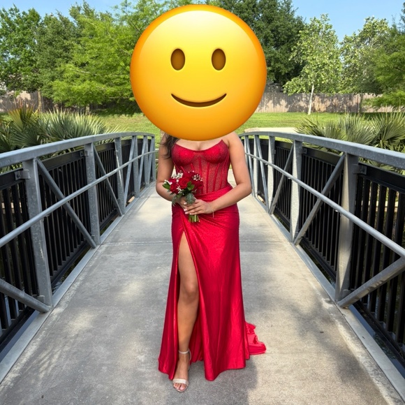 Sherri Hill Prom Dress - Picture 1 of 6